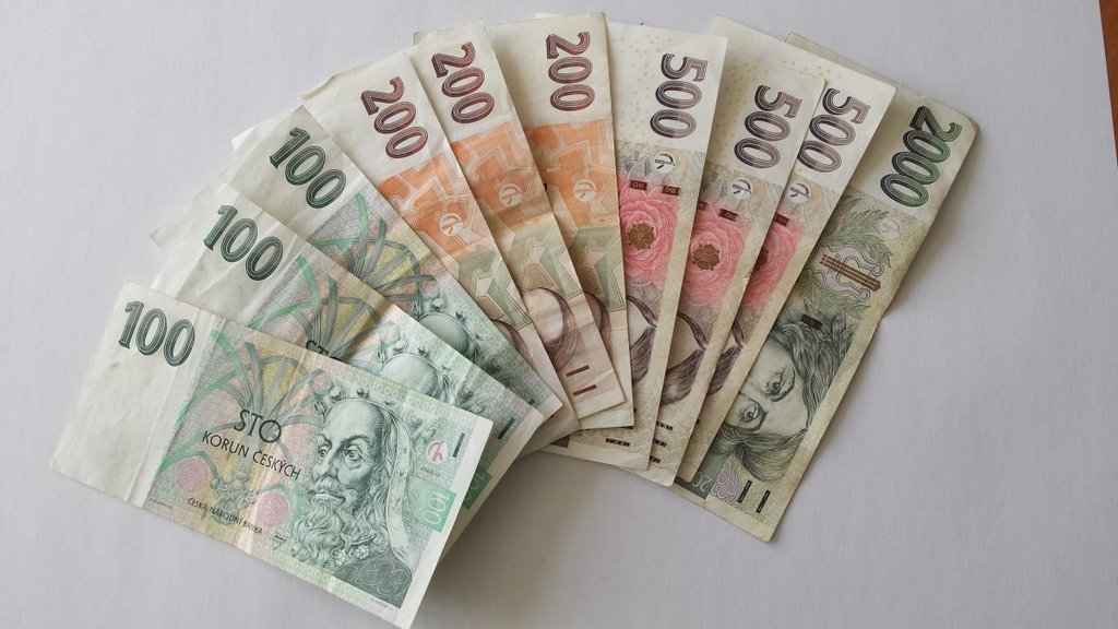 money_currency_czech_koruna-748458 (1)